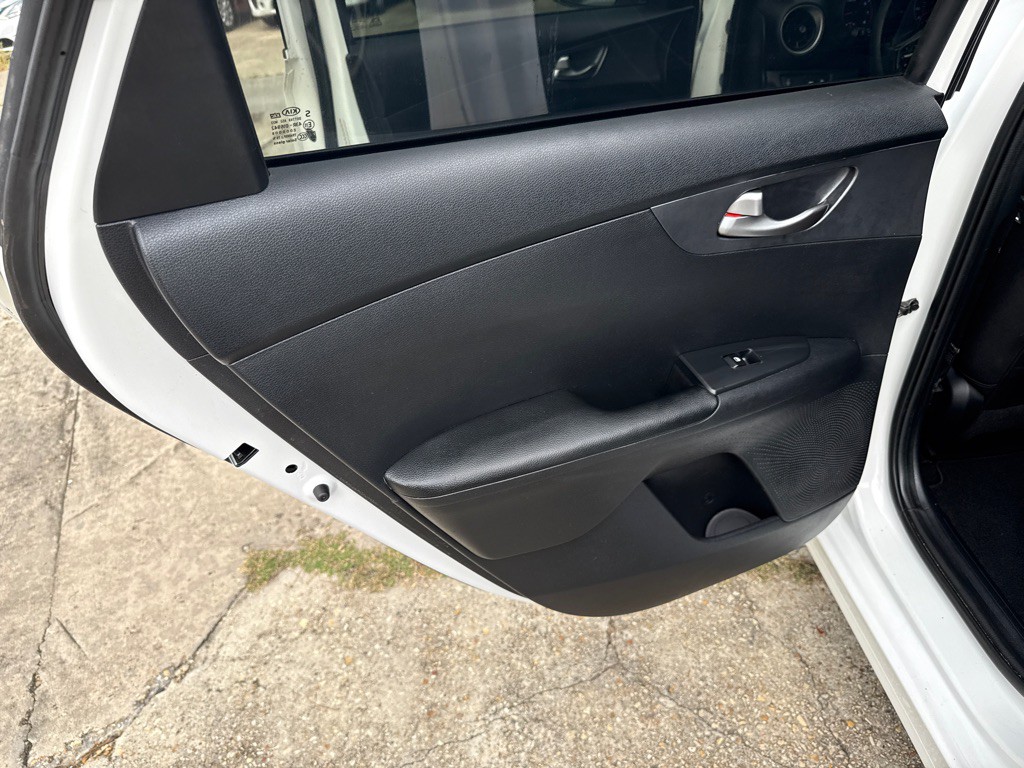 2021 Kia Forte Image 22