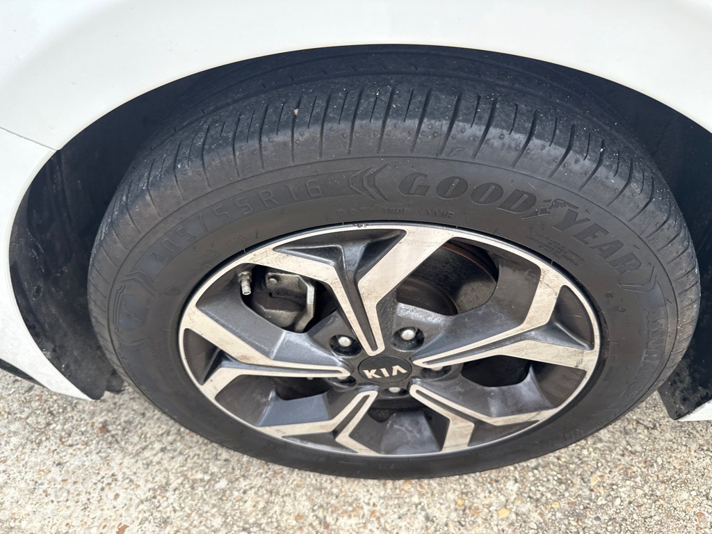 2021 Kia Forte Image 33
