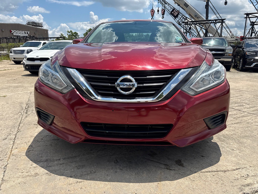 2017 Nissan Altima Image 3