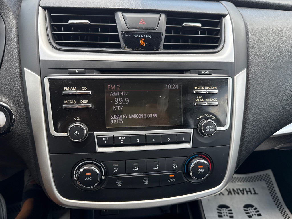 2017 Nissan Altima Image 14
