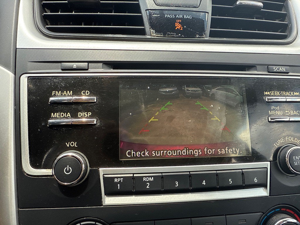 2017 Nissan Altima Image 15