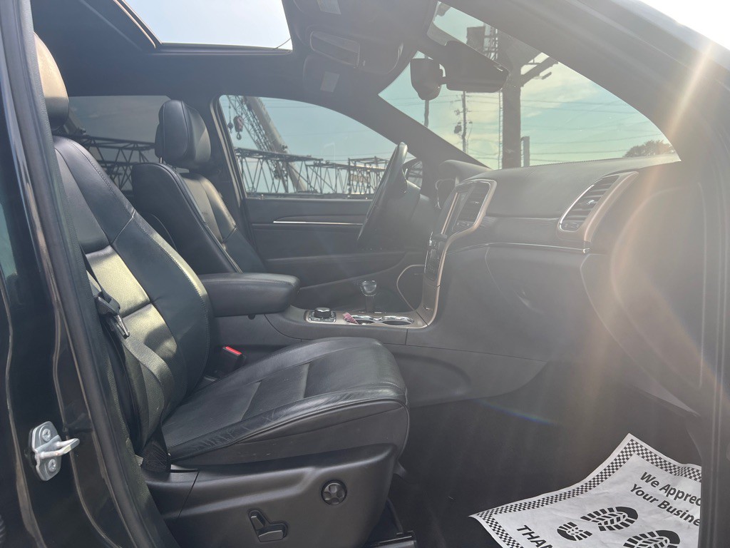 2015 Jeep Grand Cherokee Image 29