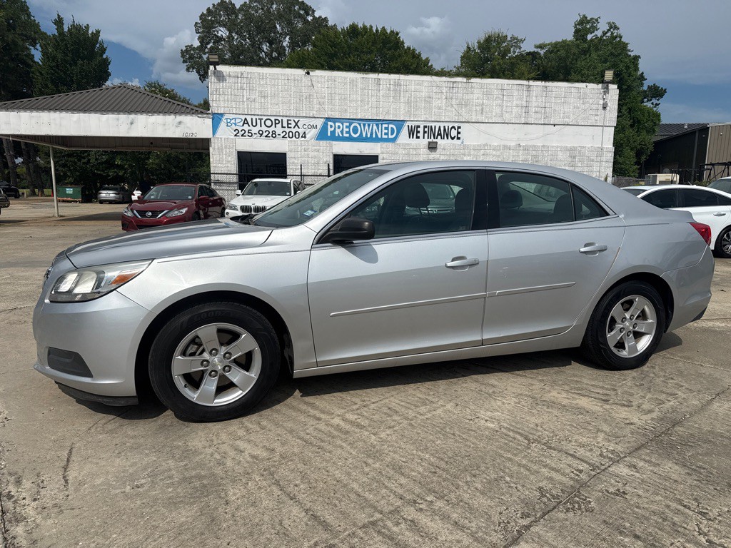 2013 Chevrolet Malibu Image 1