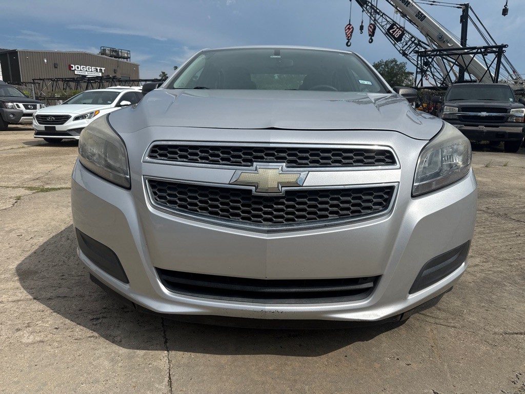 2013 Chevrolet Malibu Image 3