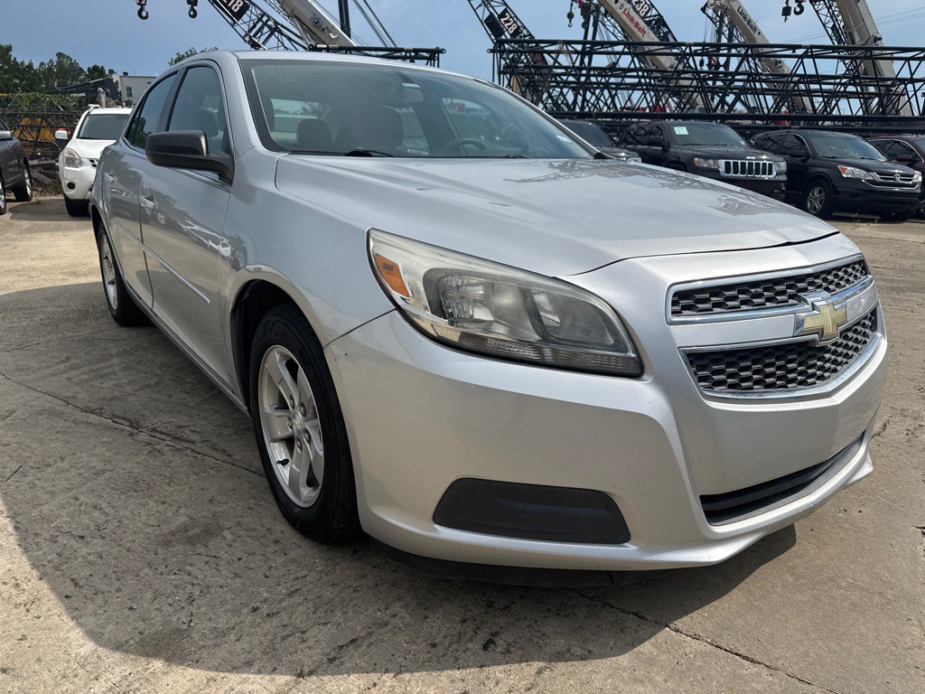2013 Chevrolet Malibu Image 4