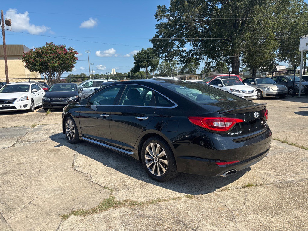2017 Hyundai Sonata Image 3