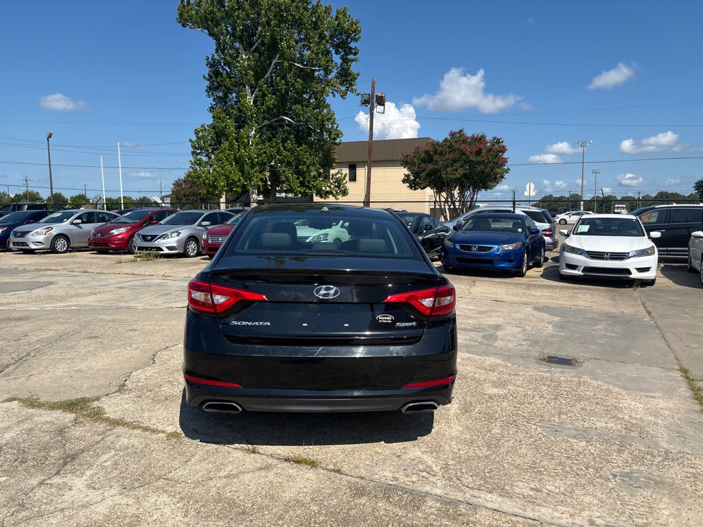 2017 Hyundai Sonata Image 4