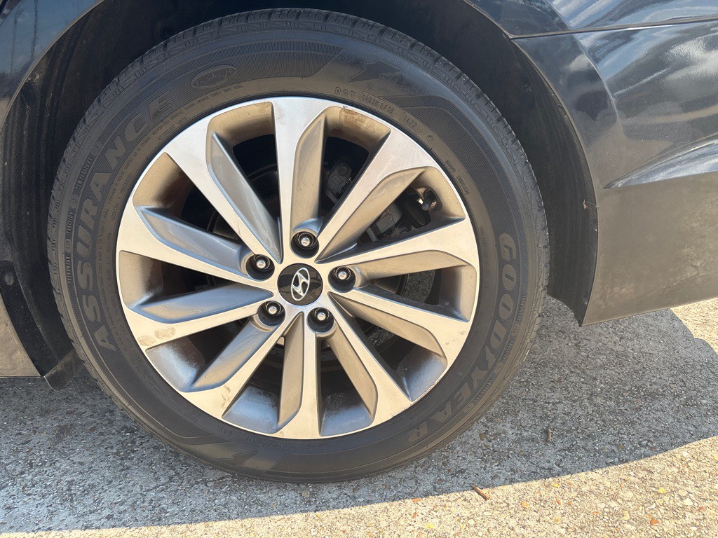 2017 Hyundai Sonata Image 15