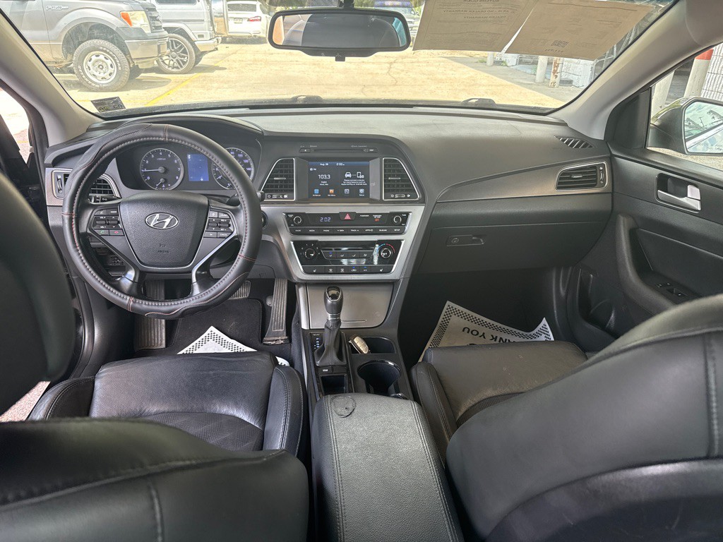 2017 Hyundai Sonata Image 21