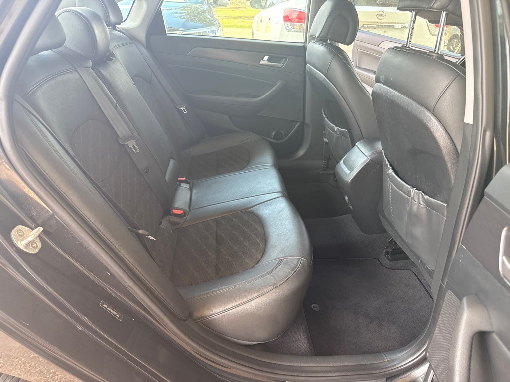 2017 Hyundai Sonata Image 30