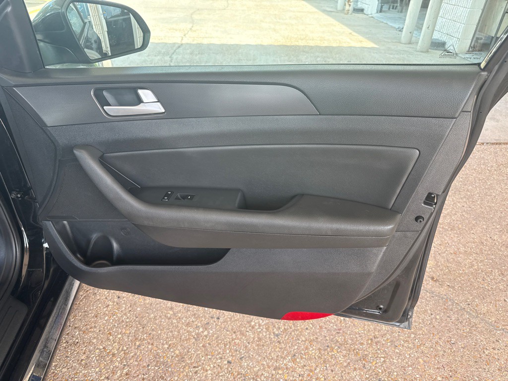 2017 Hyundai Sonata Image 33