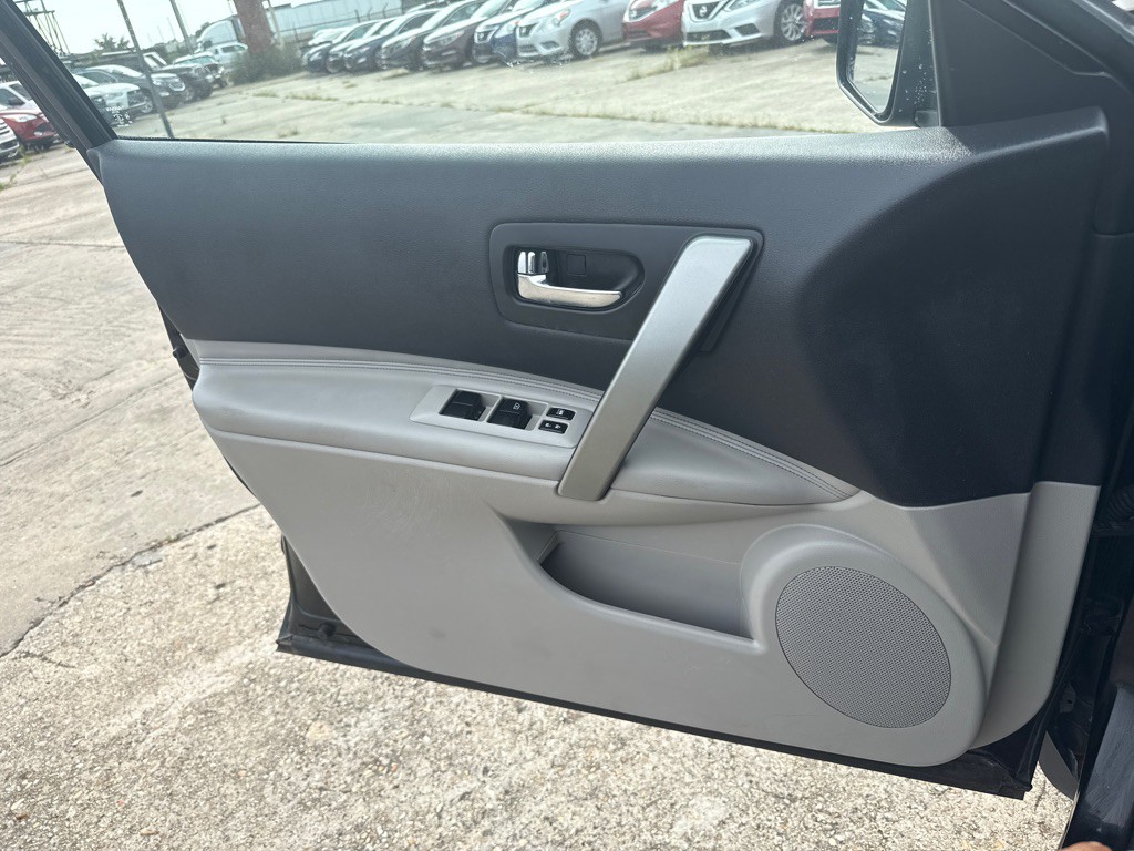 2012 Nissan Rogue Image 18