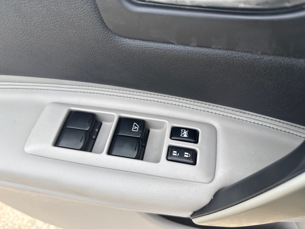 2012 Nissan Rogue Image 19