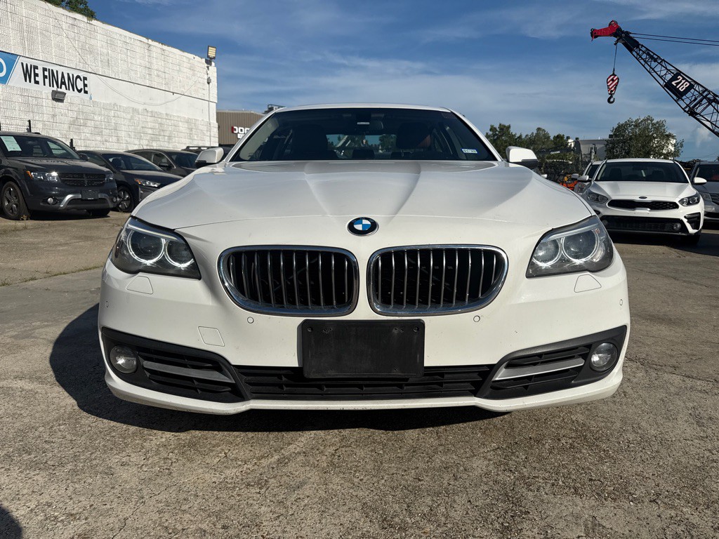 2015 BMW 5 Series Image 3