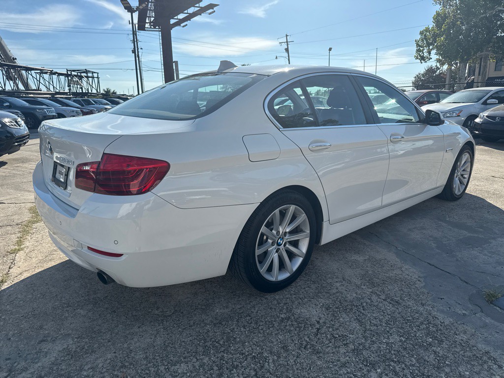 2015 BMW 5 Series Image 6