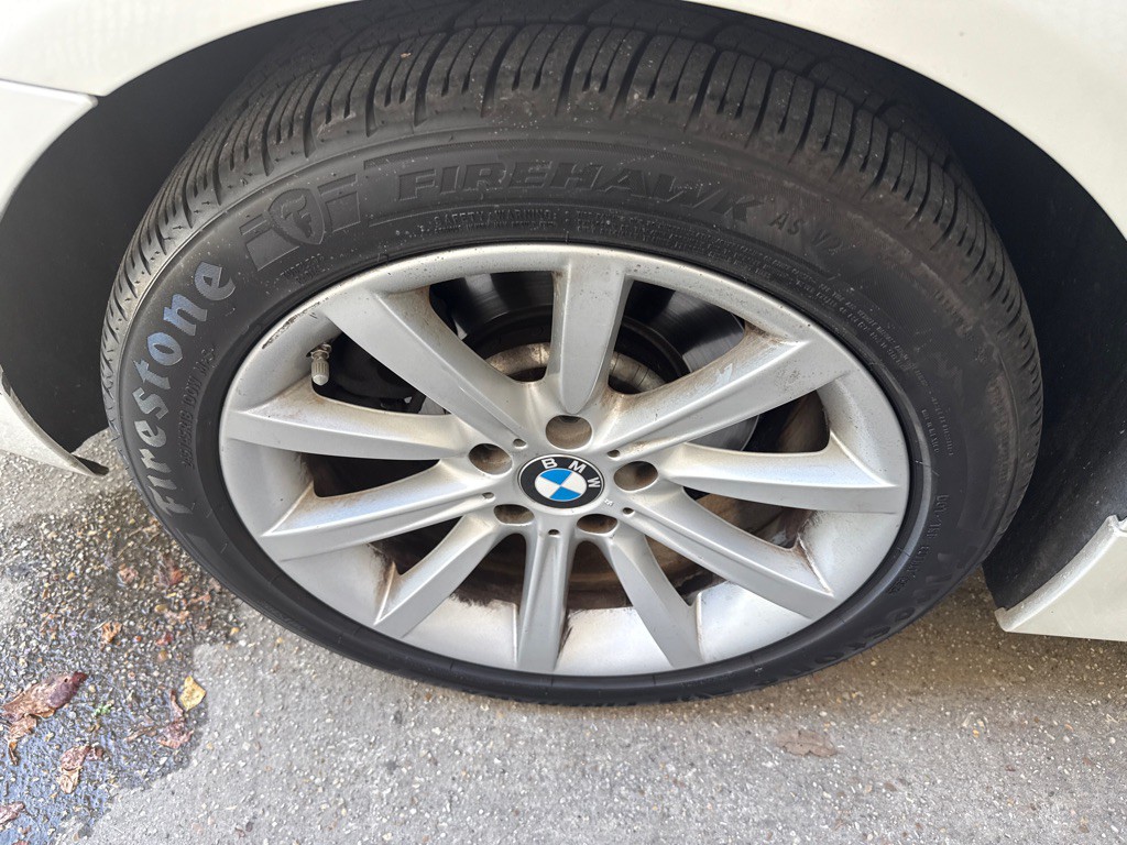 2015 BMW 5 Series Image 33
