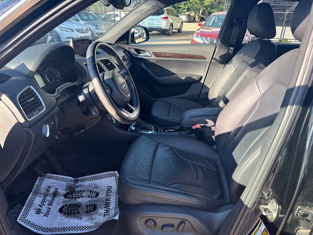 2015 Audi Q3 Image 10