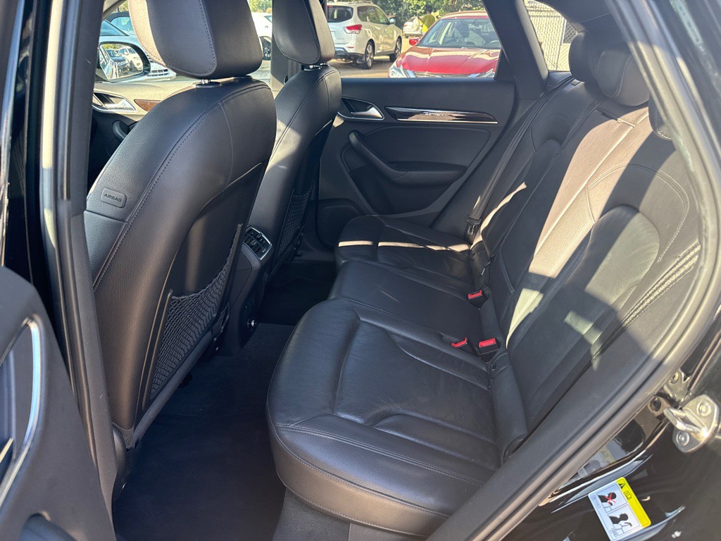 2015 Audi Q3 Image 11