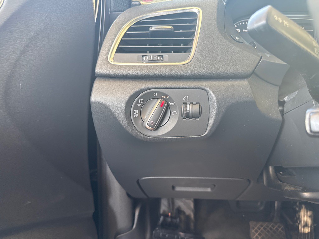 2015 Audi Q3 Image 18