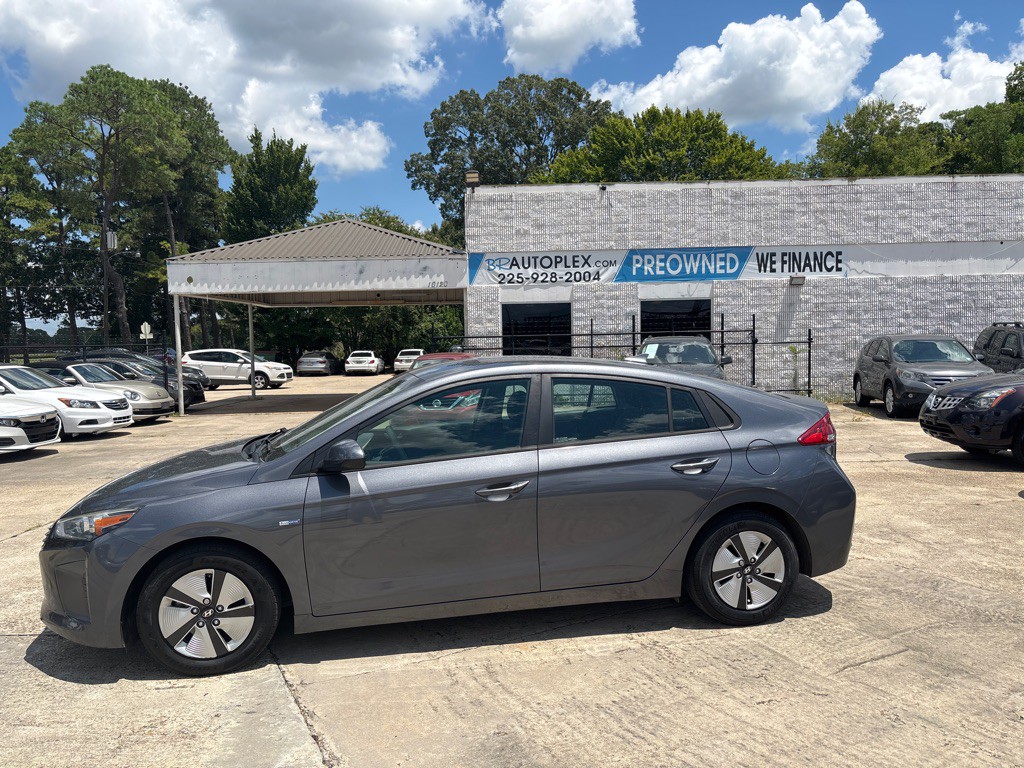 2019 Hyundai Ioniq Image 2