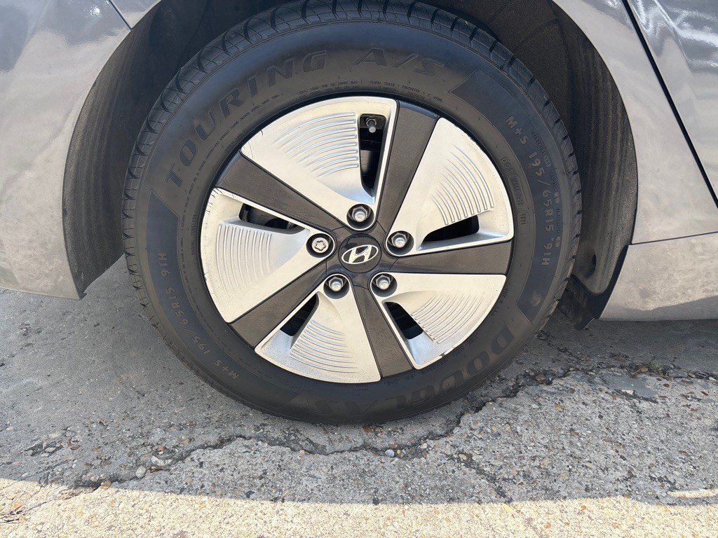 2019 Hyundai Ioniq Image 30