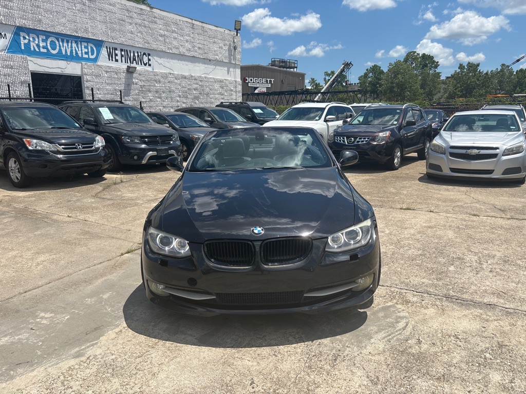 2011 BMW 3 Series Image 8