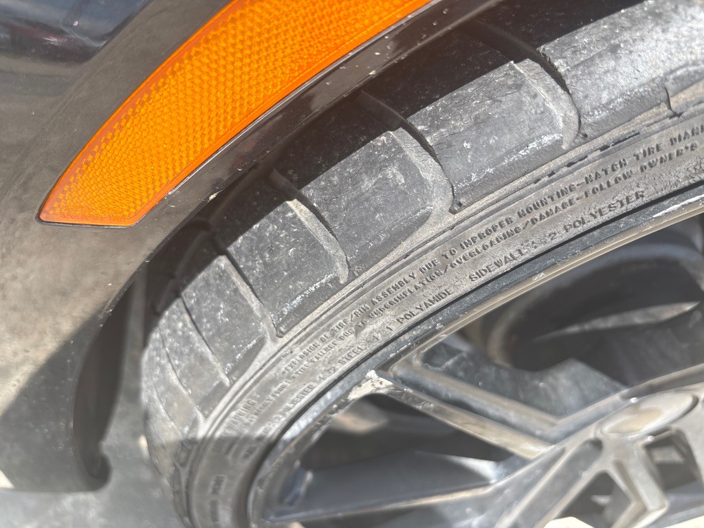 2011 BMW 3 Series Image 32