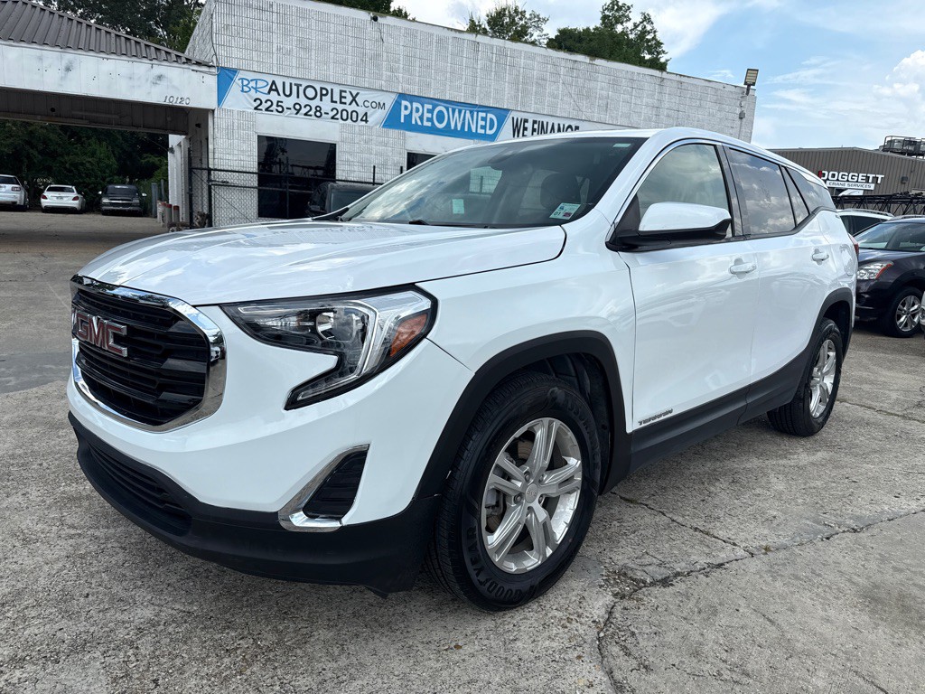 2020 GMC Terrain Image 2