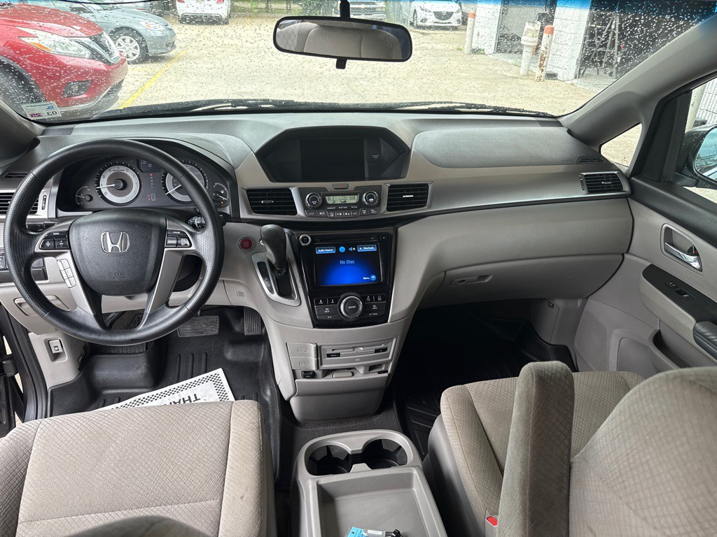 2017 Honda Odyssey Image 12
