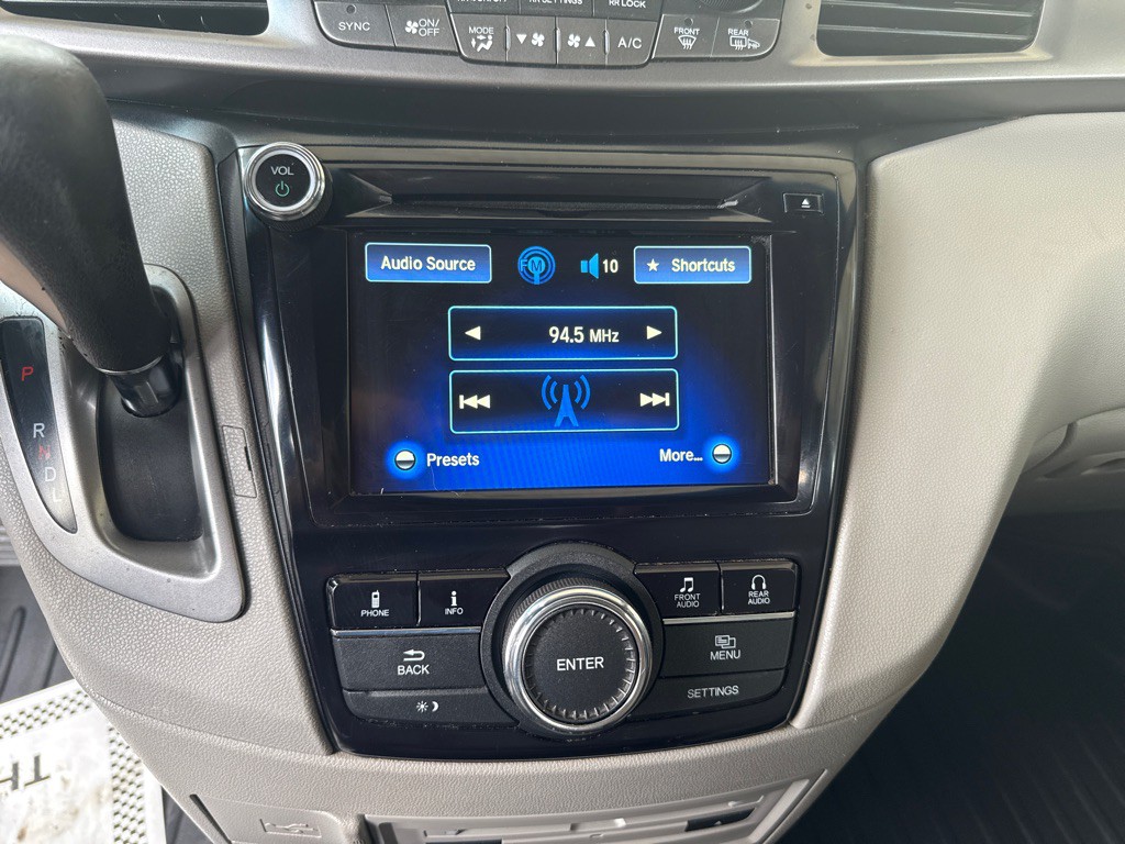 2017 Honda Odyssey Image 14