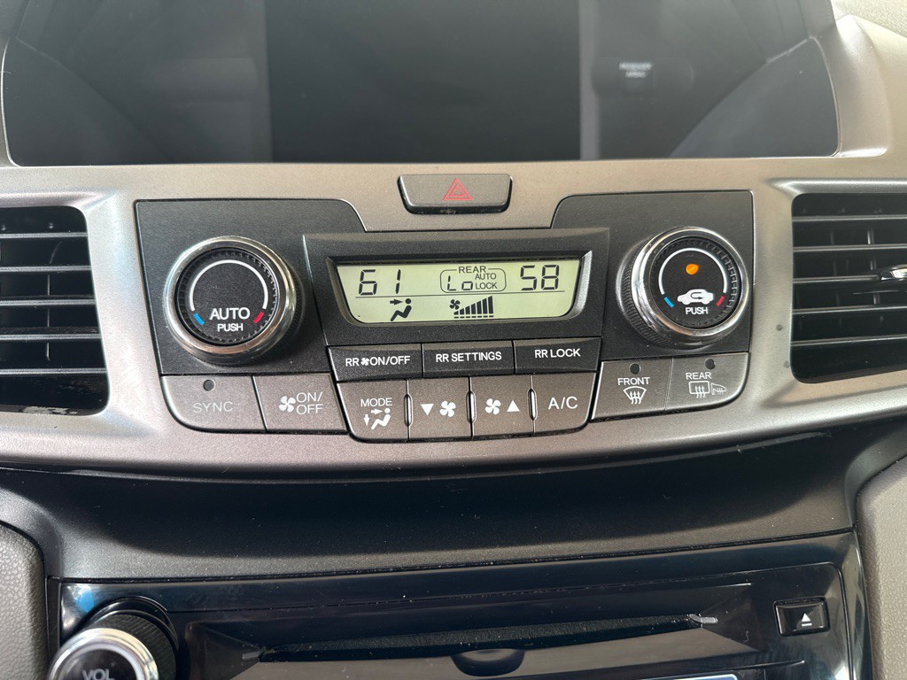 2017 Honda Odyssey Image 15