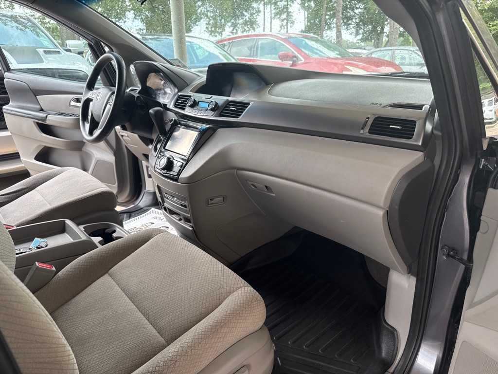2017 Honda Odyssey Image 26