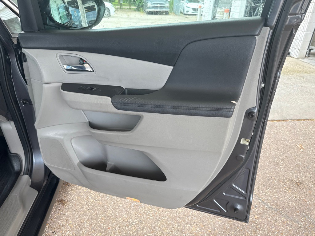 2017 Honda Odyssey Image 27