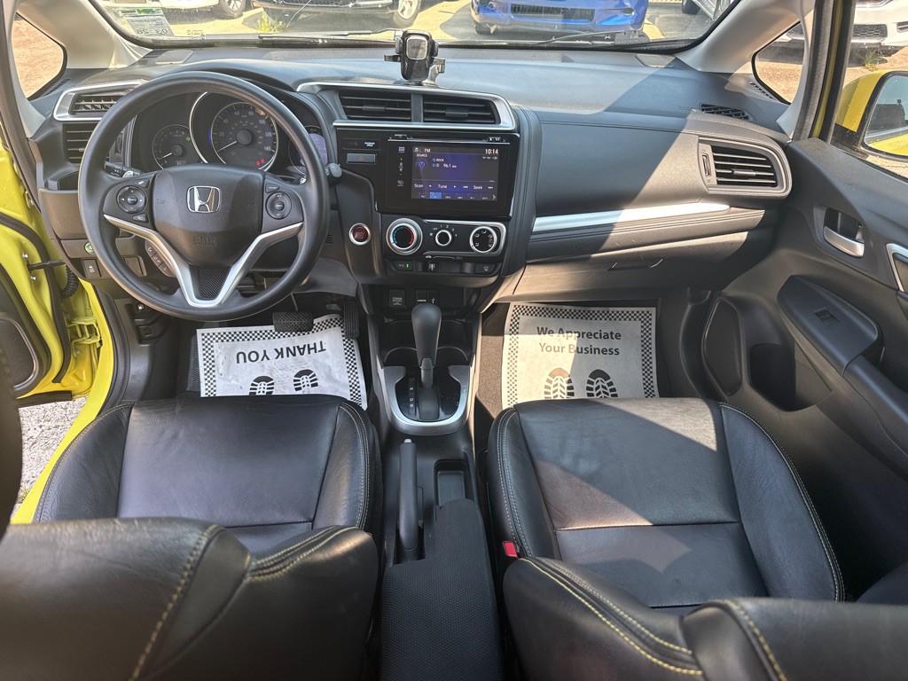 2017 Honda Fit Image 12