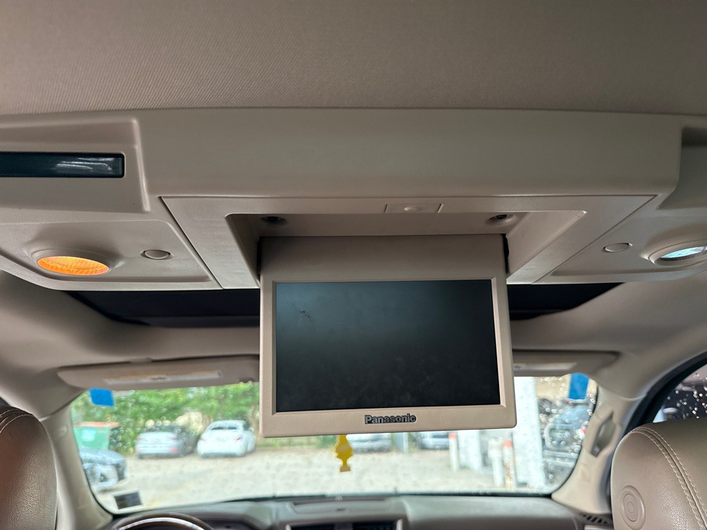 2016 GMC Acadia Image 16