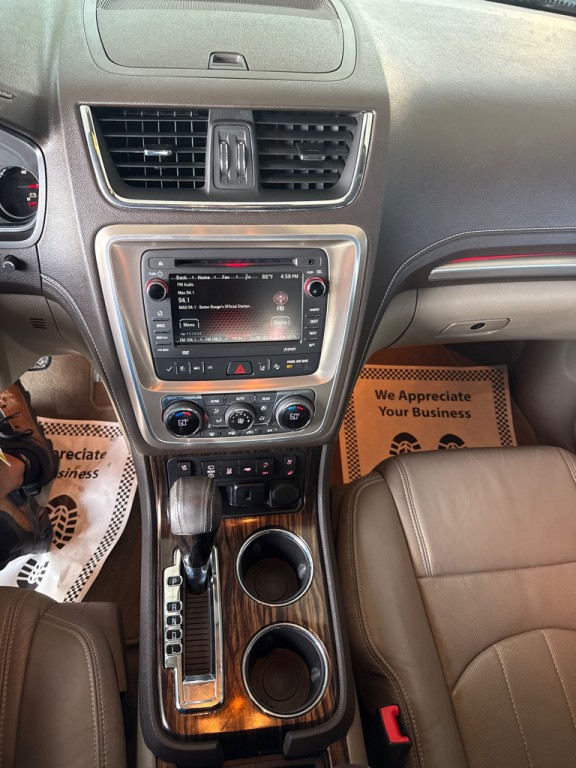 2016 GMC Acadia Image 19