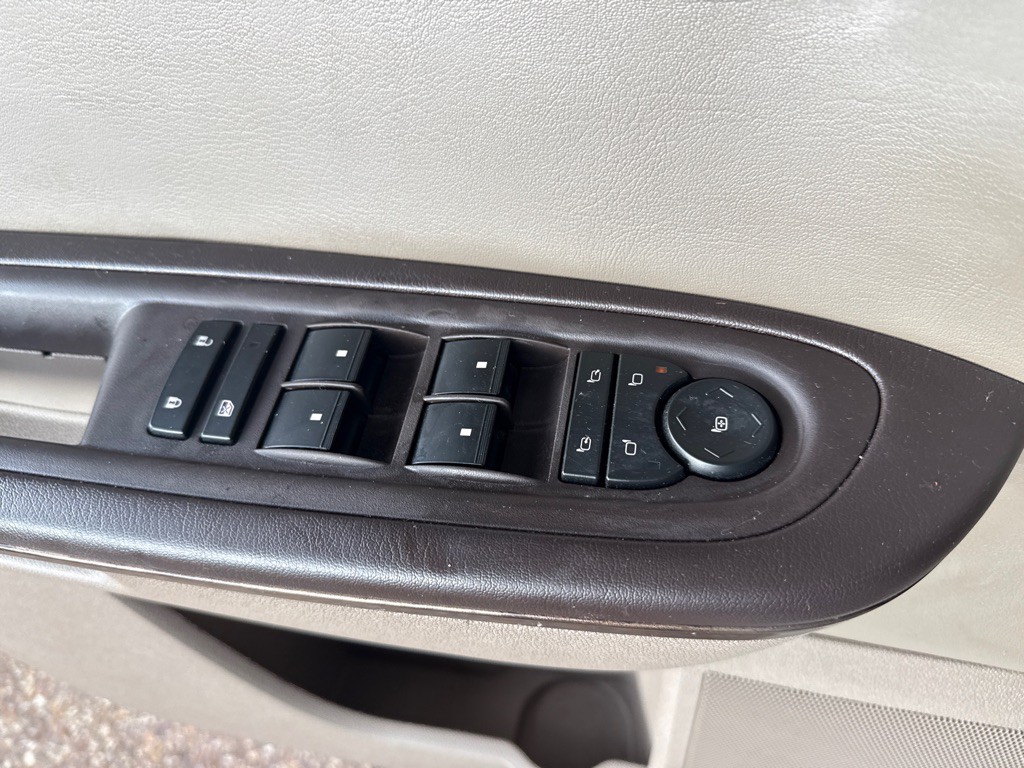 2016 GMC Acadia Image 24