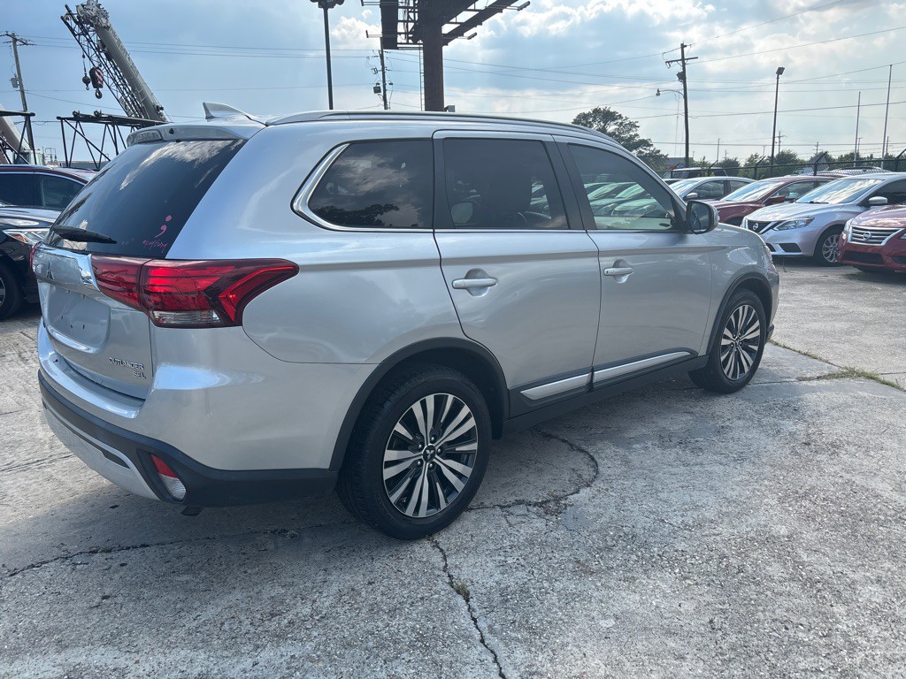 2019 Mitsubishi Outlander Image 5