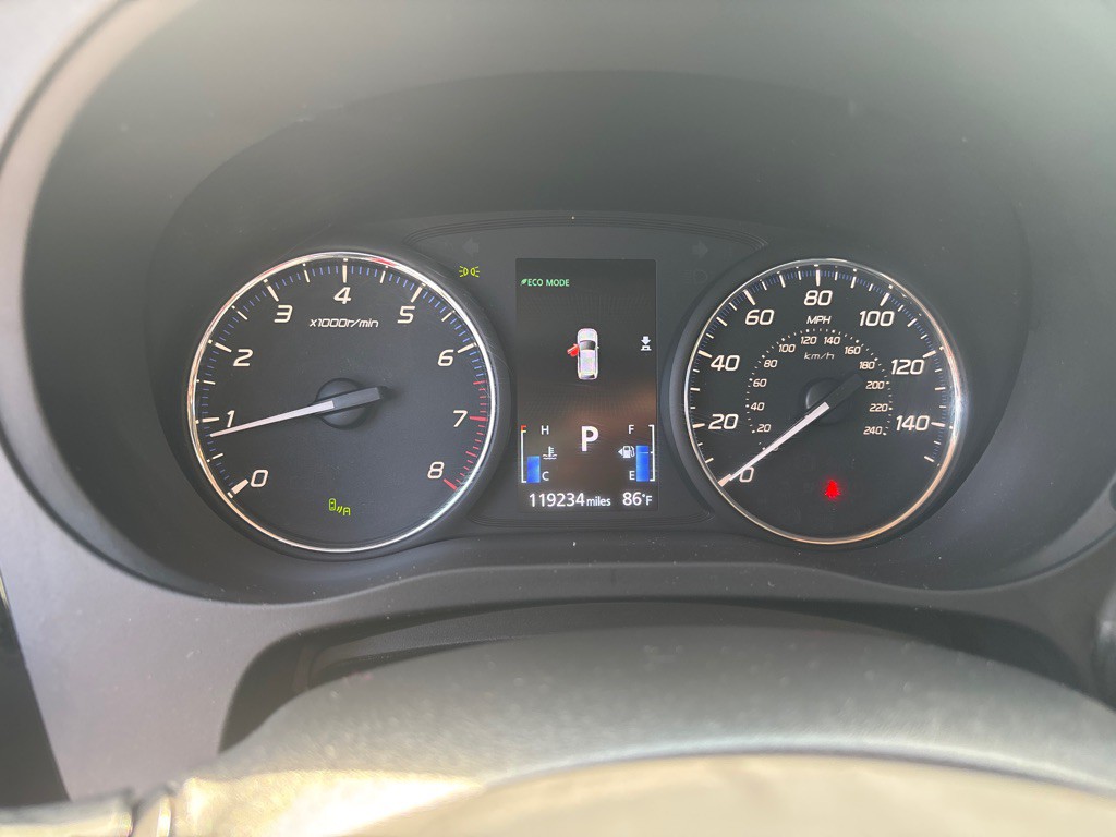 2019 Mitsubishi Outlander Image 12