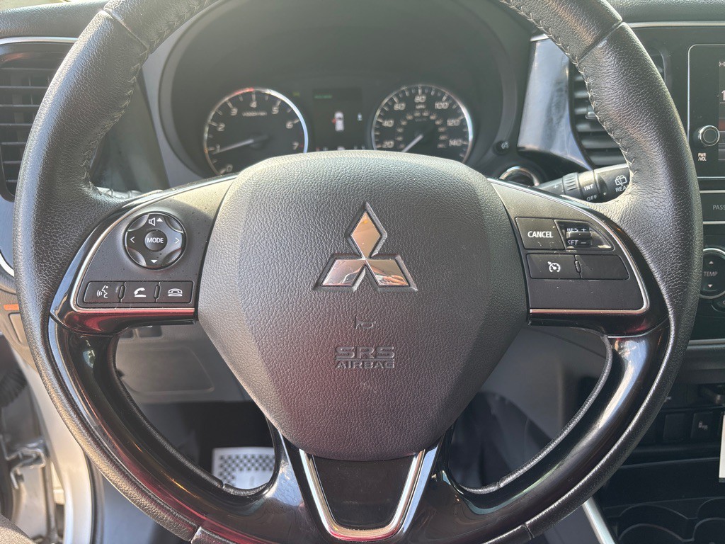 2019 Mitsubishi Outlander Image 13