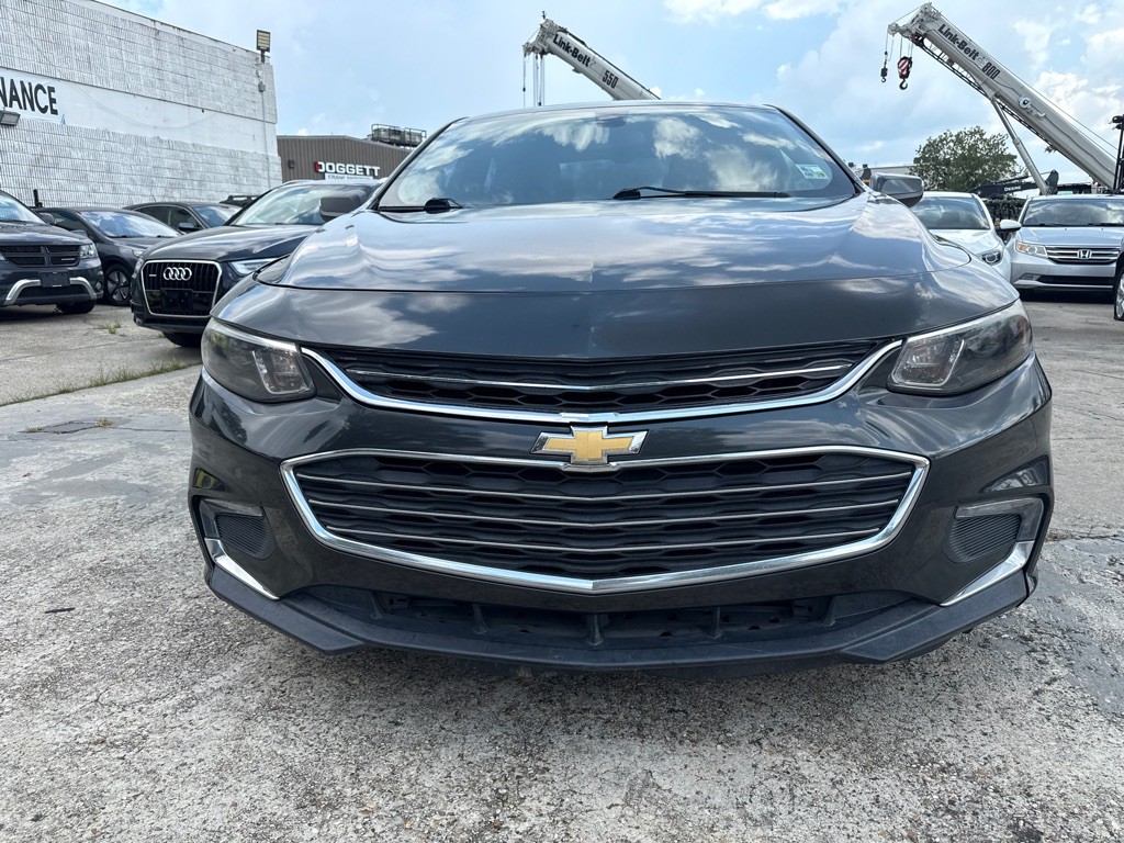 2018 Chevrolet Malibu Image 3