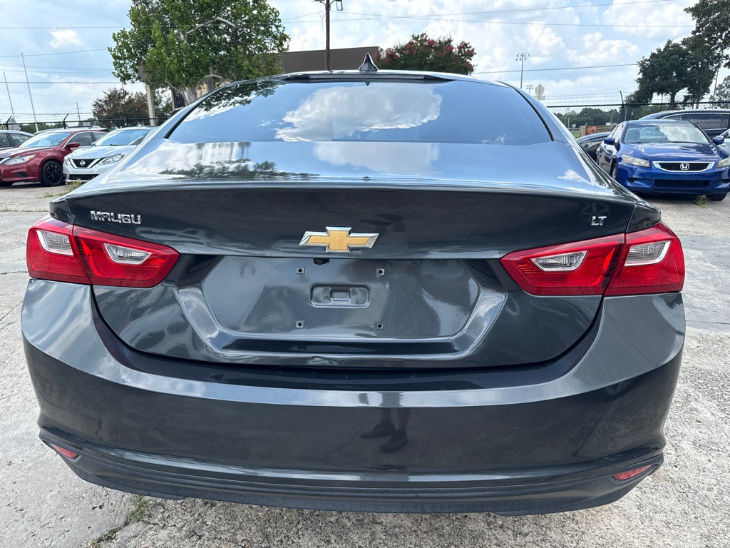 2018 Chevrolet Malibu Image 7