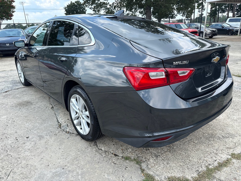 2018 Chevrolet Malibu Image 8