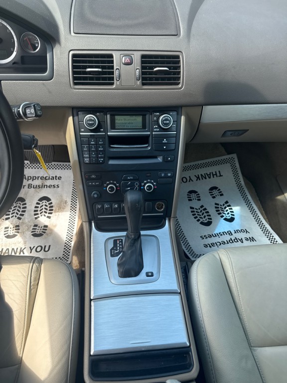 2014 Volvo XC90 Image 16
