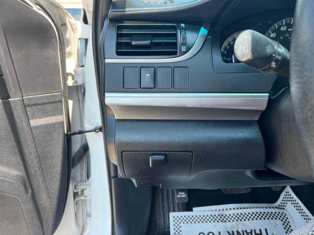 2012 Toyota Camry Image 23