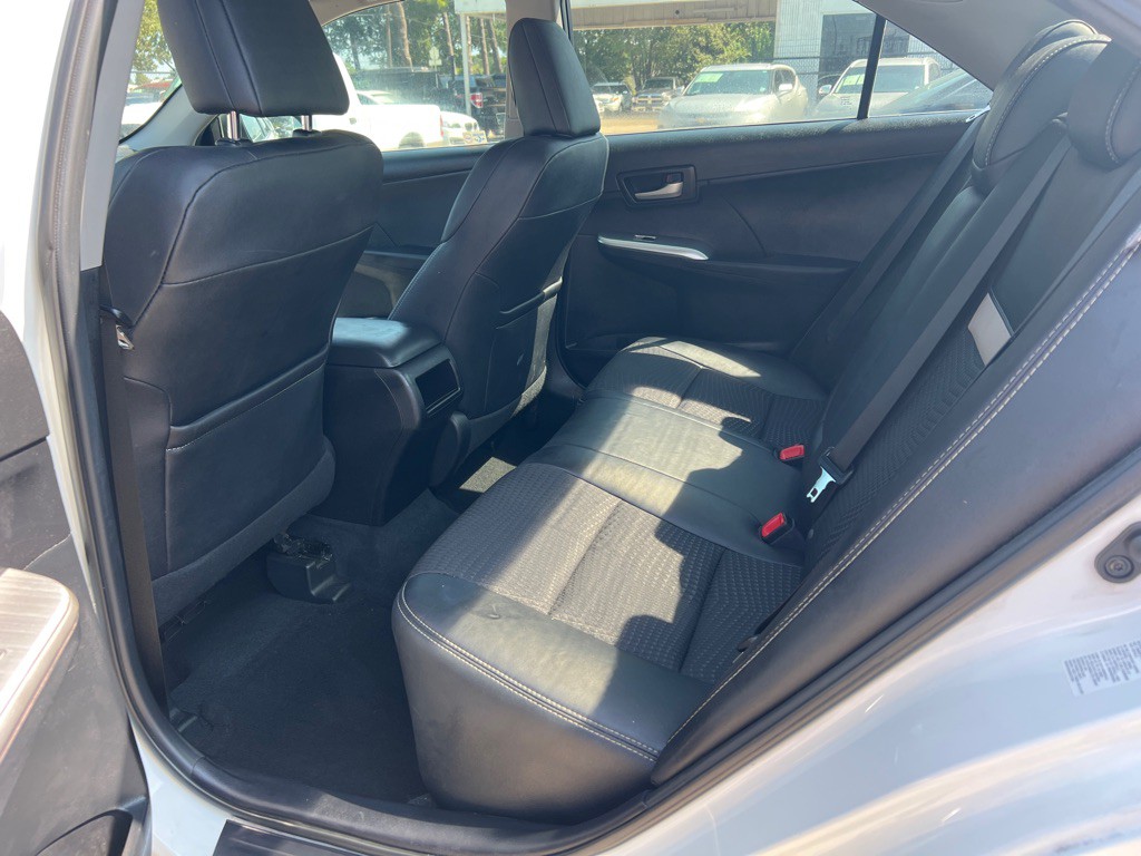 2012 Toyota Camry Image 25