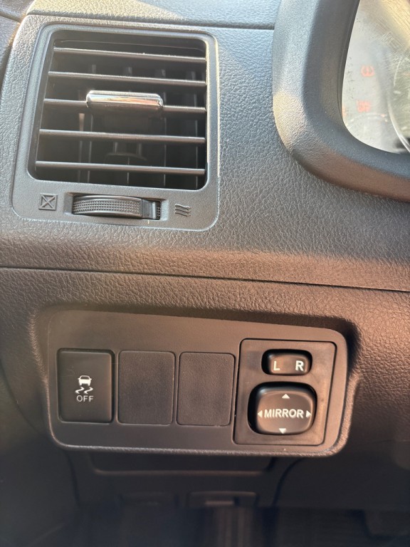 2013 Toyota Corolla Image 18