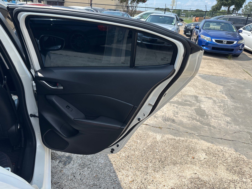 2015 Mazda Mazda3 Image 22