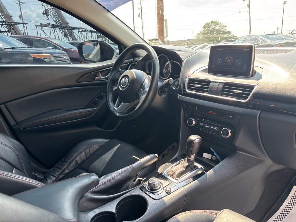 2015 Mazda Mazda3 Image 25