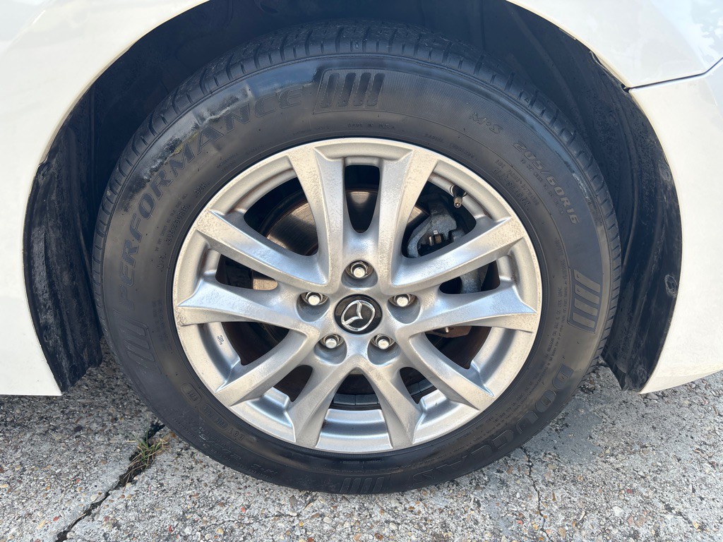 2015 Mazda Mazda3 Image 28
